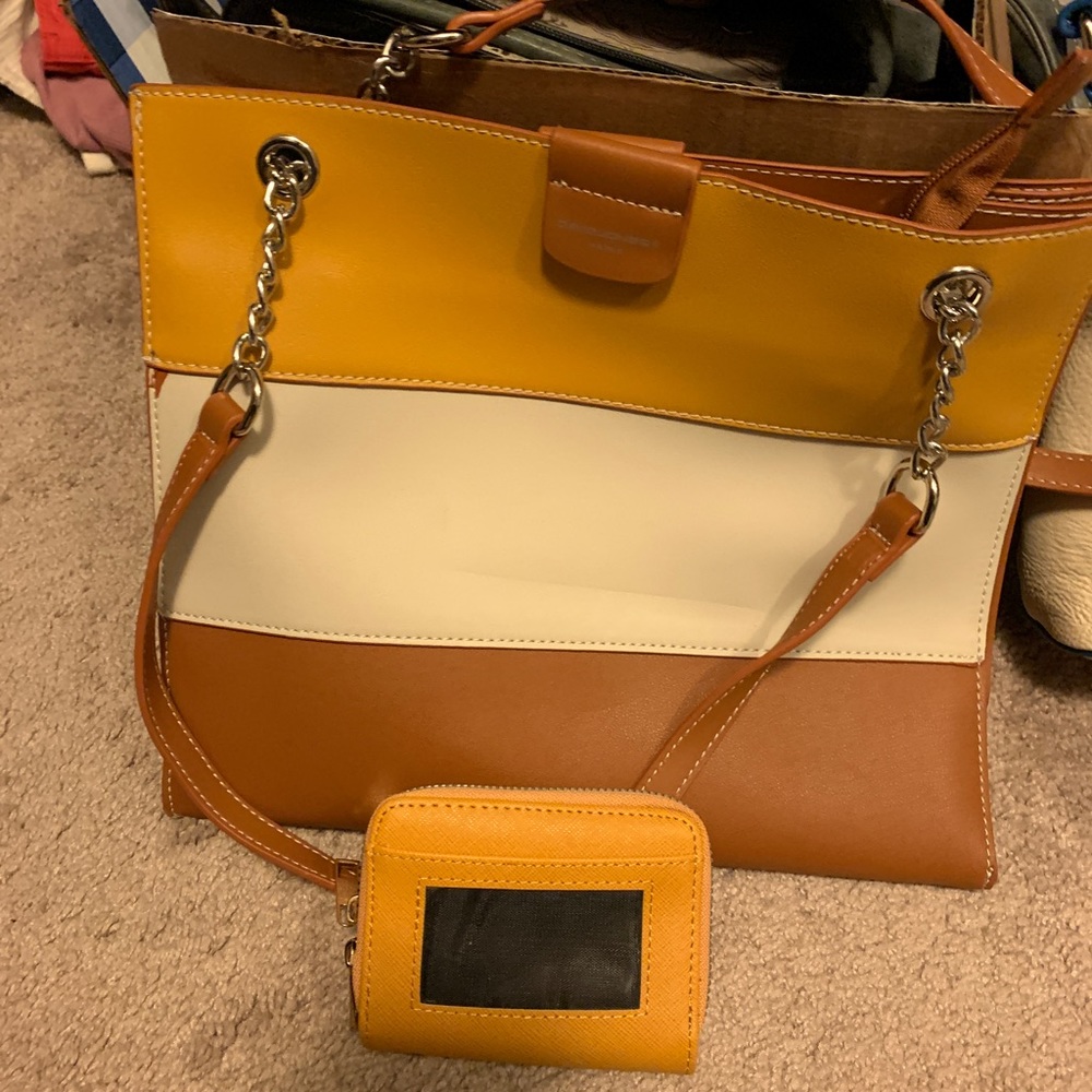 Tote/Purse with crossbody straps and wallet
